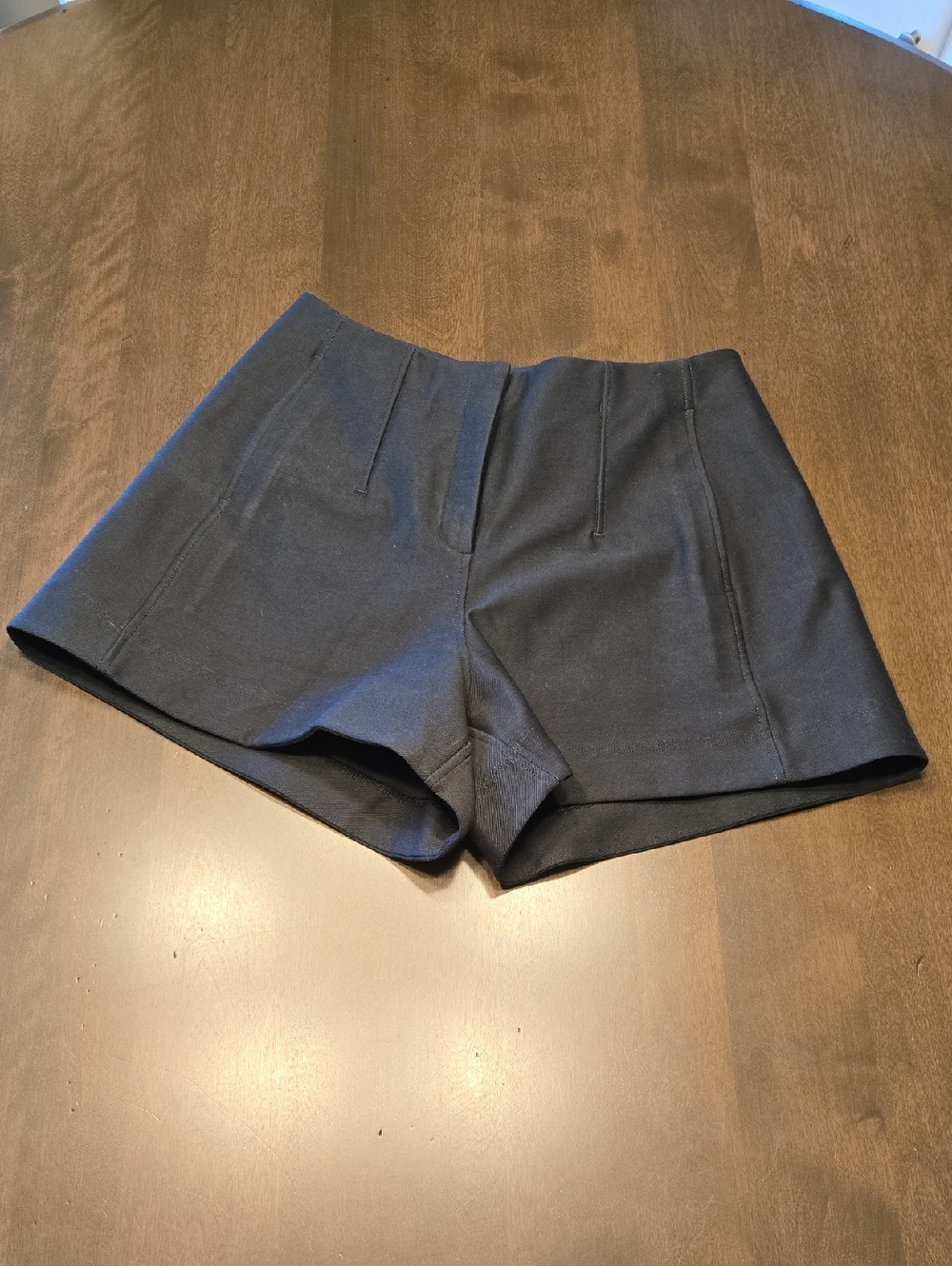 Lululemon Black City Sleek Shorts Size 2